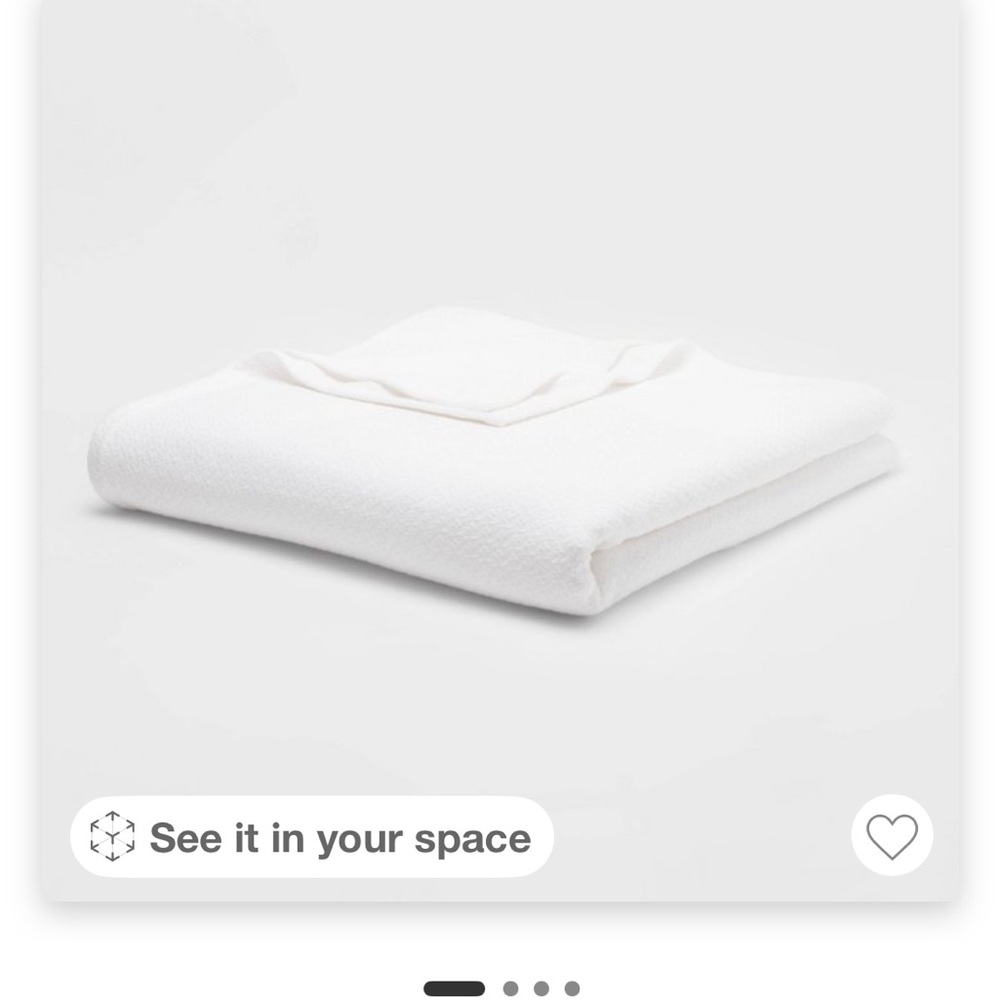 White Minimalist Blanket with Soft Texture, King